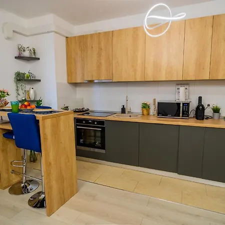 Queen Elizabeth - Ultracentral - Free Parking & Ac *